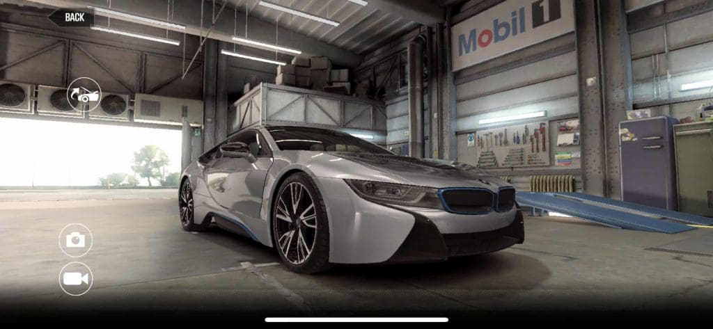 BMW i8 CSR2