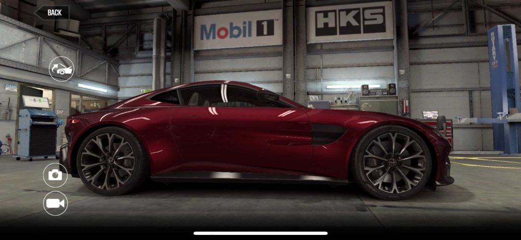 Aston Martin Vantage CSR2