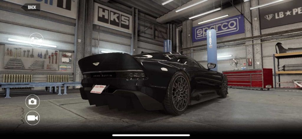 Aston Martin Victor CSR2