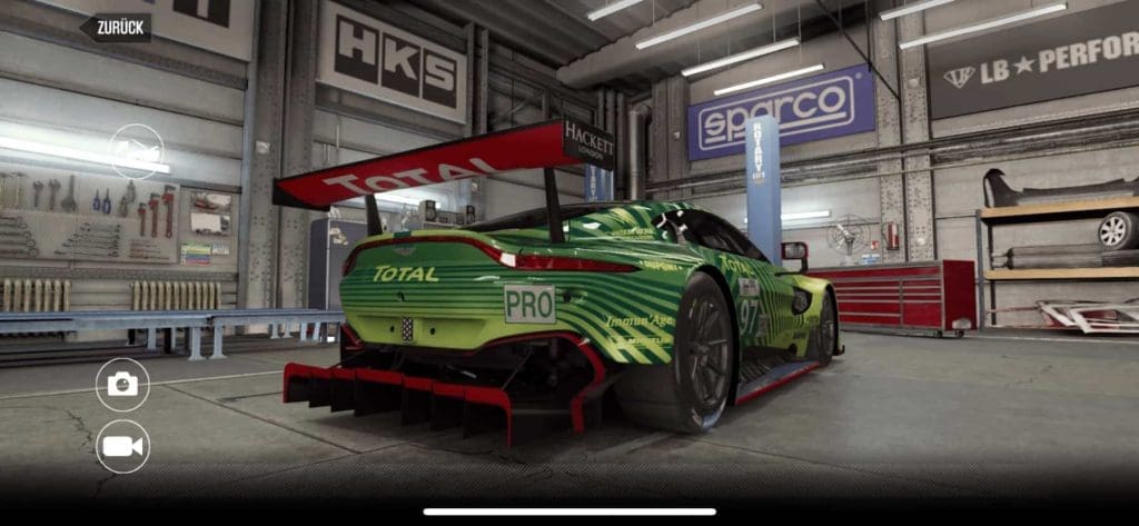 Aston Martin Vantage GTE CSR2